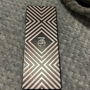 Kathleen Lights x Makeup Greek Highlight Palette Limited Edition